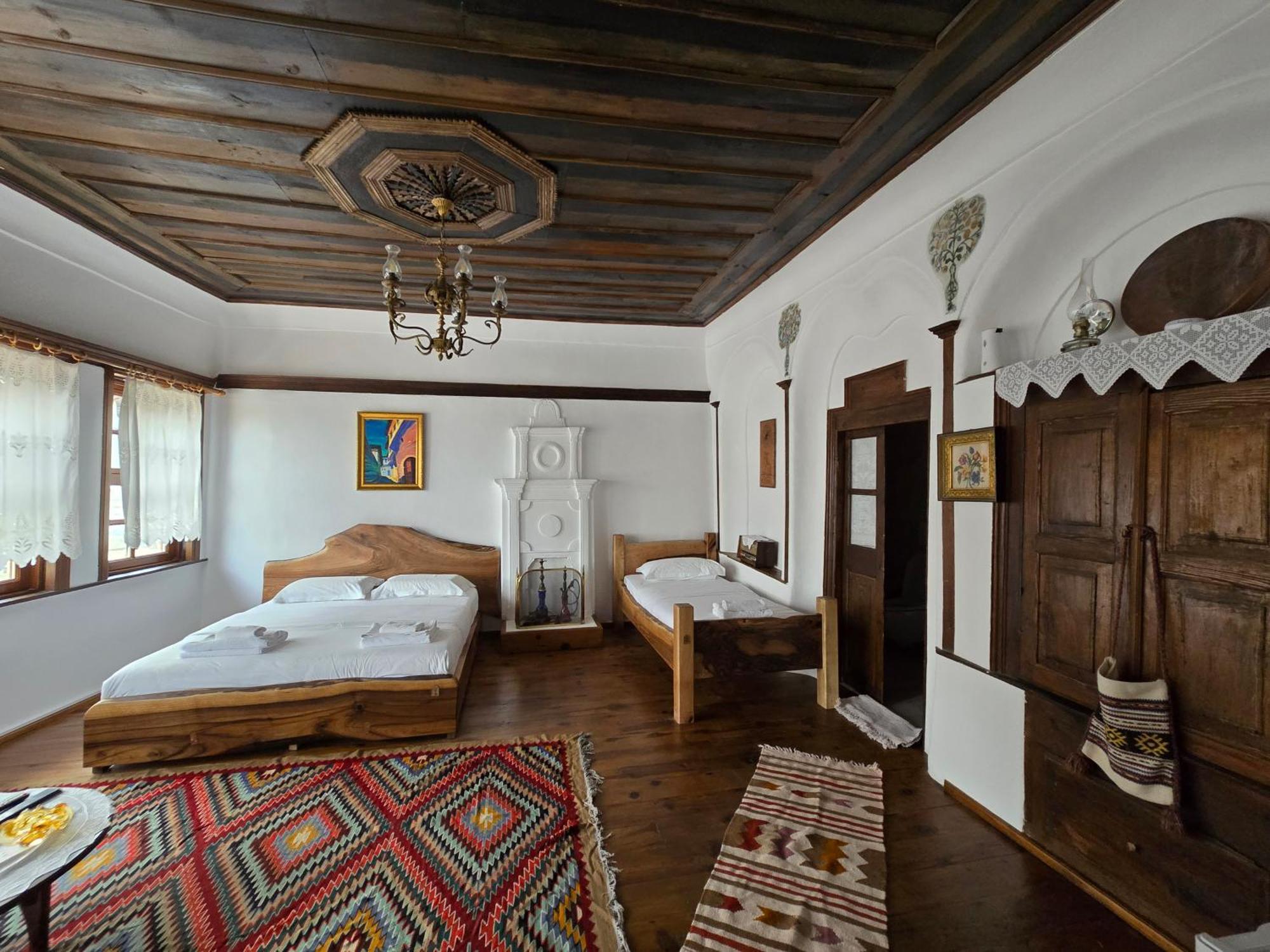 Hotel Ansel Берат Екстериор снимка