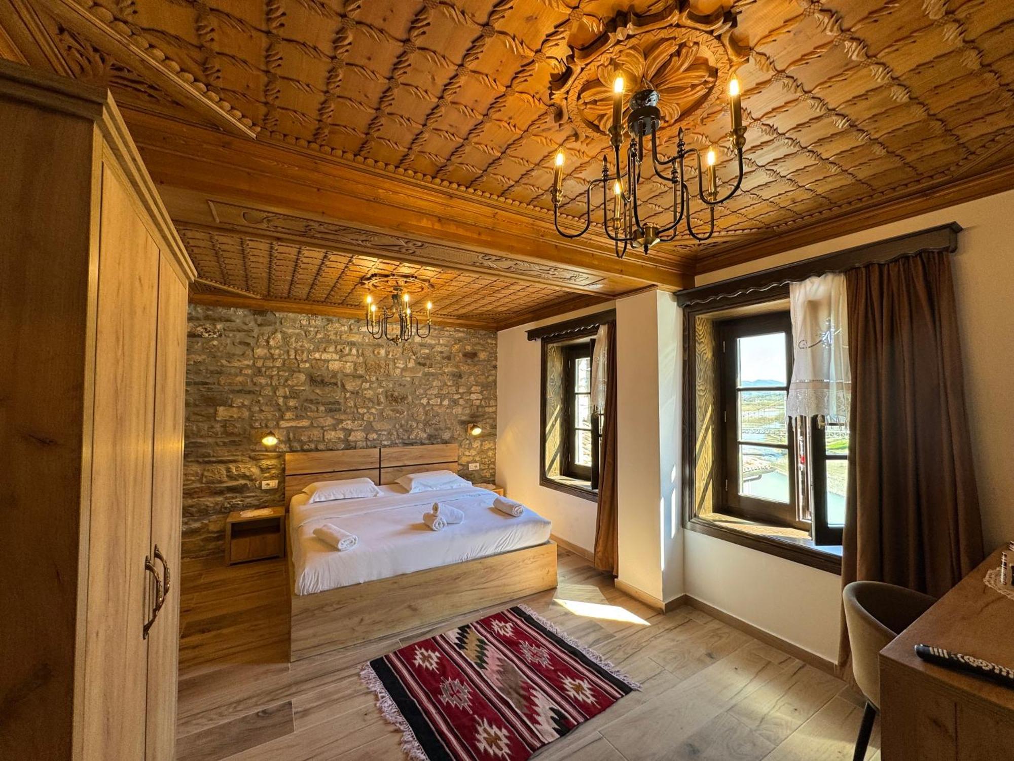 Hotel Ansel Берат Екстериор снимка