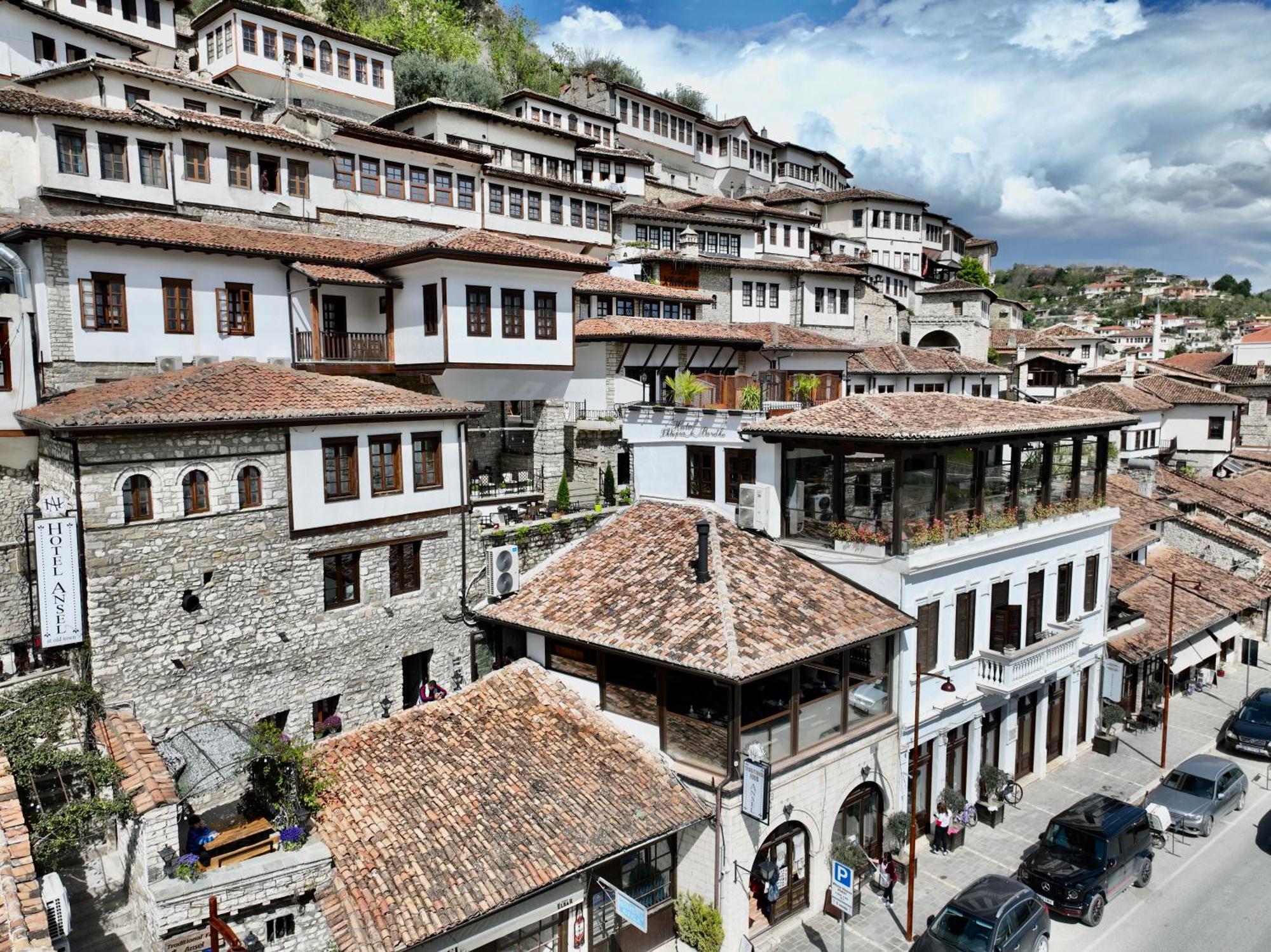 Hotel Ansel Берат Екстериор снимка