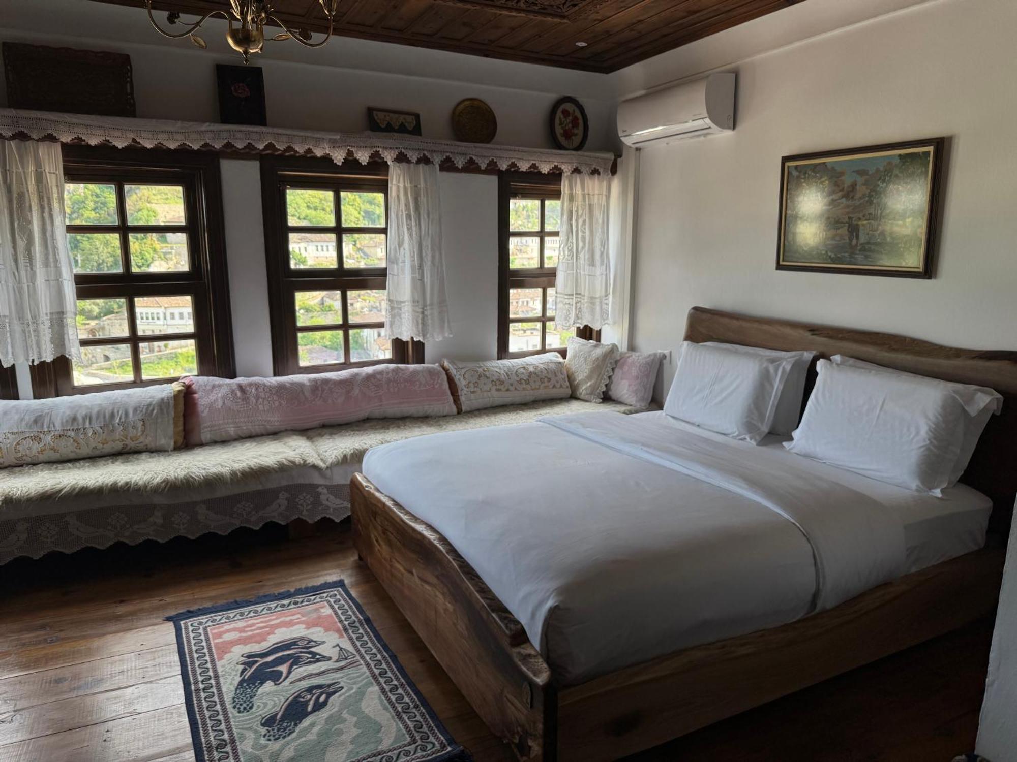 Hotel Ansel Берат Екстериор снимка