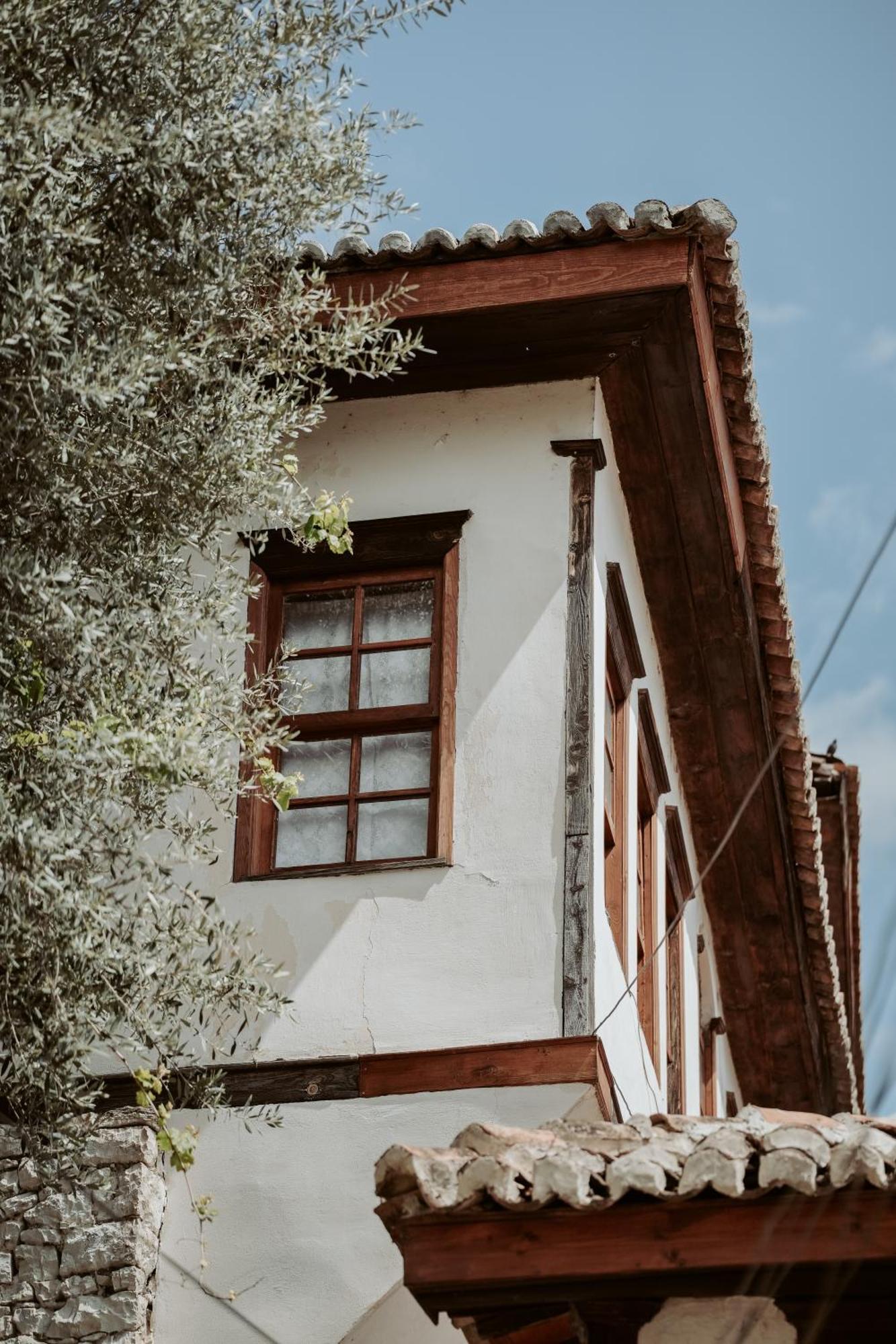 Hotel Ansel Берат Екстериор снимка